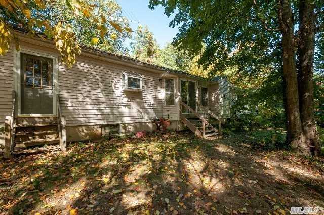 19 Woodcrest Dr - Photo 3 of 15