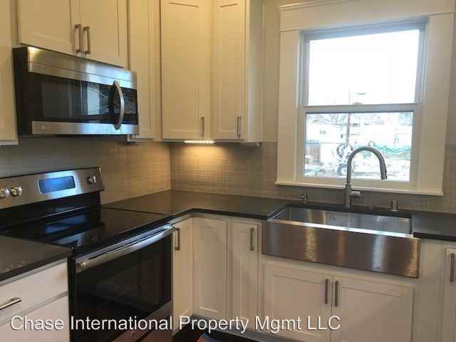 369 Wheeler Ave - Photo 2 of 15
