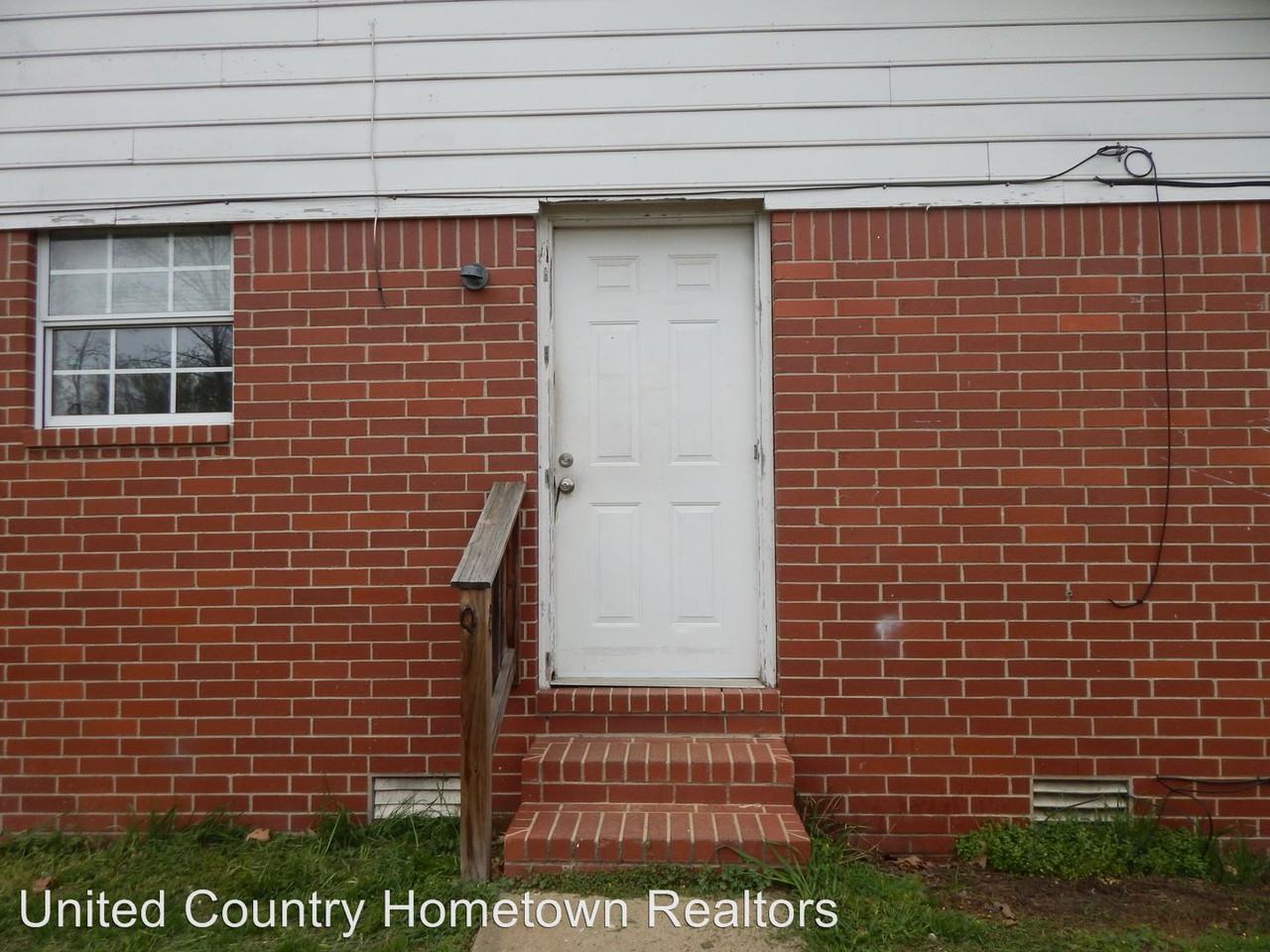 209 N 26th St - Photo 2 of 5