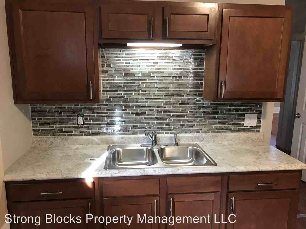 3366 N 23rd St - Photo 3 of 8