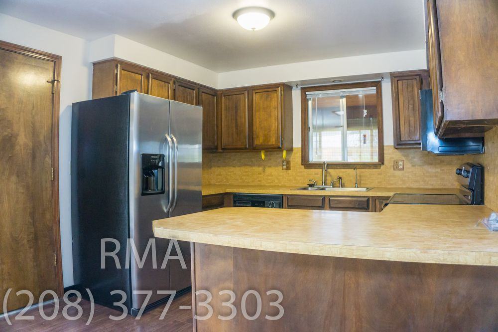 6627 E Glacier Dr - Photo 2 of 12