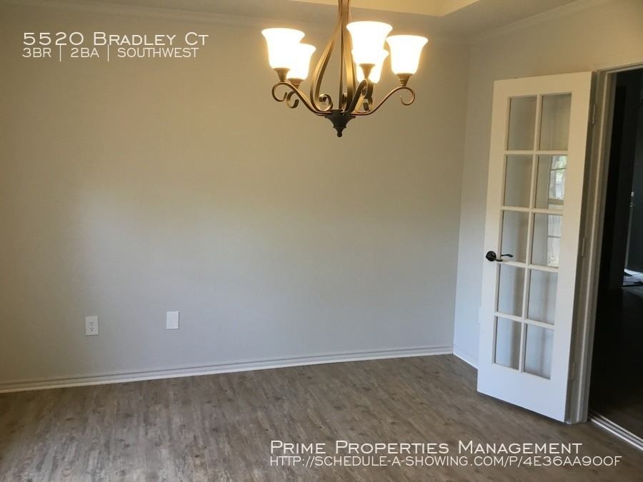 5520 Bradley Ct - Photo 2 of 31