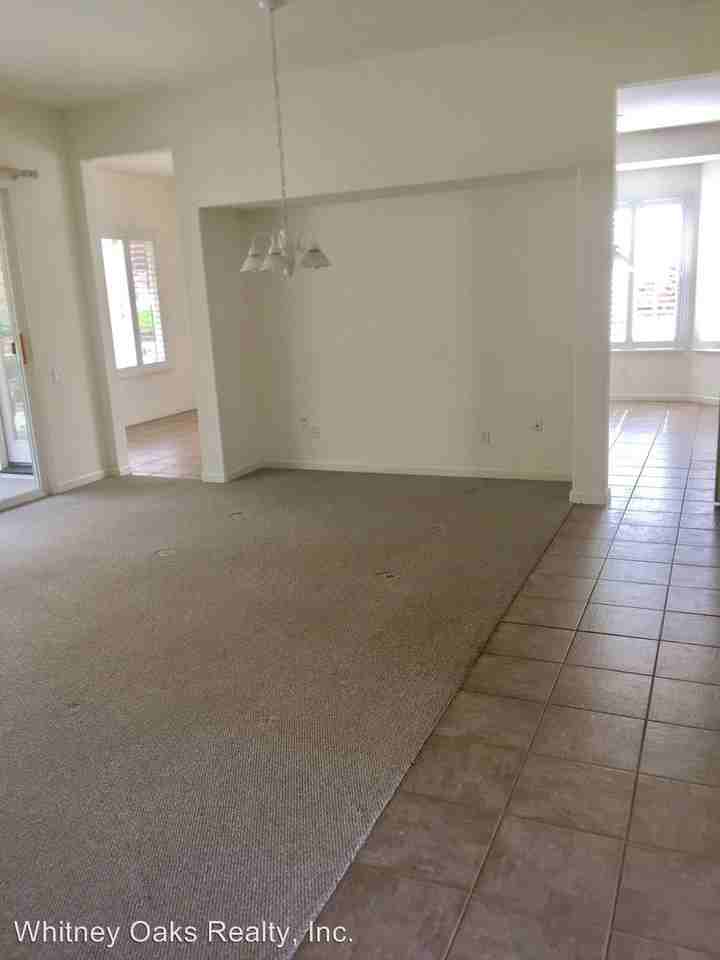 2421 Churchill Ct - Photo 3 of 23