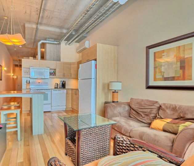 1200 St-Alexandre - Photo 2 of 10