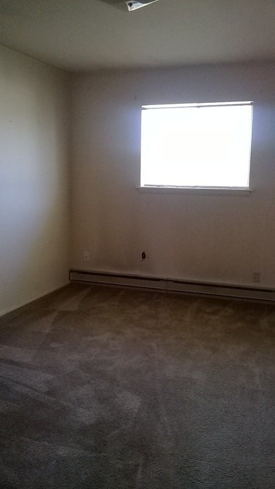 1178 N 66th E Ave - Photo 3 of 5