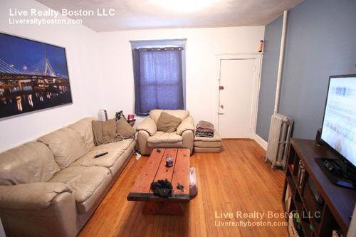 16 Cummings Rd - Photo 2 of 4