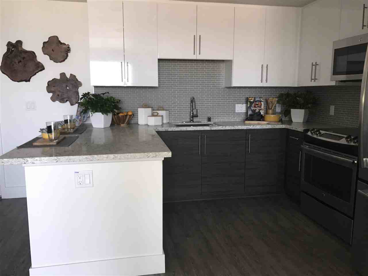 982 Broadway - Photo 3 of 25