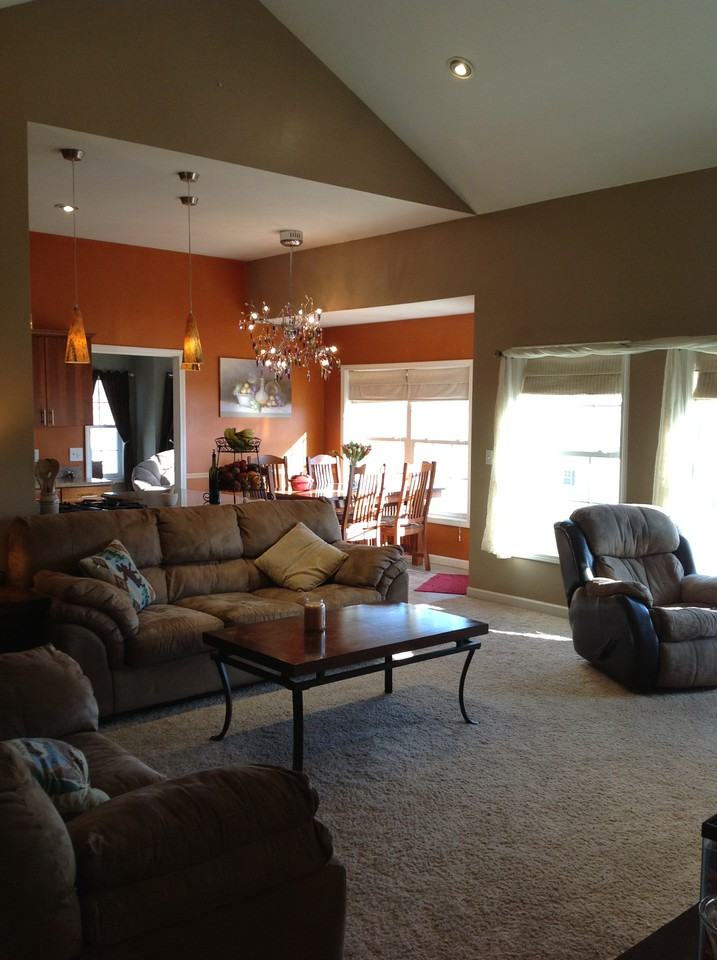 22276 Knowlesville Rd - Photo 2 of 11