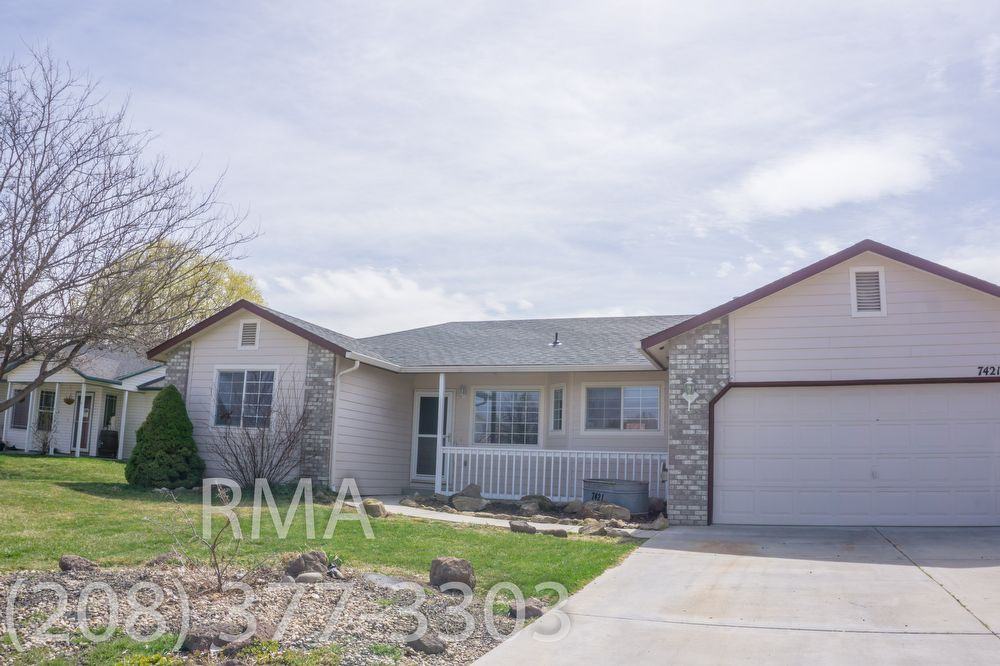 7421 Edgebrook Dr