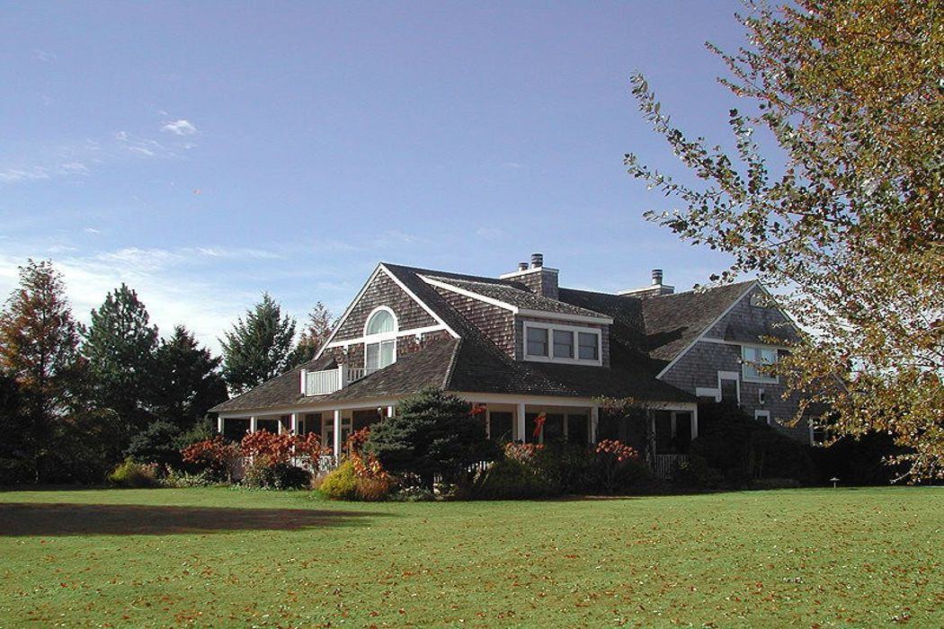 68 Ellen Ct - Photo 2 of 16