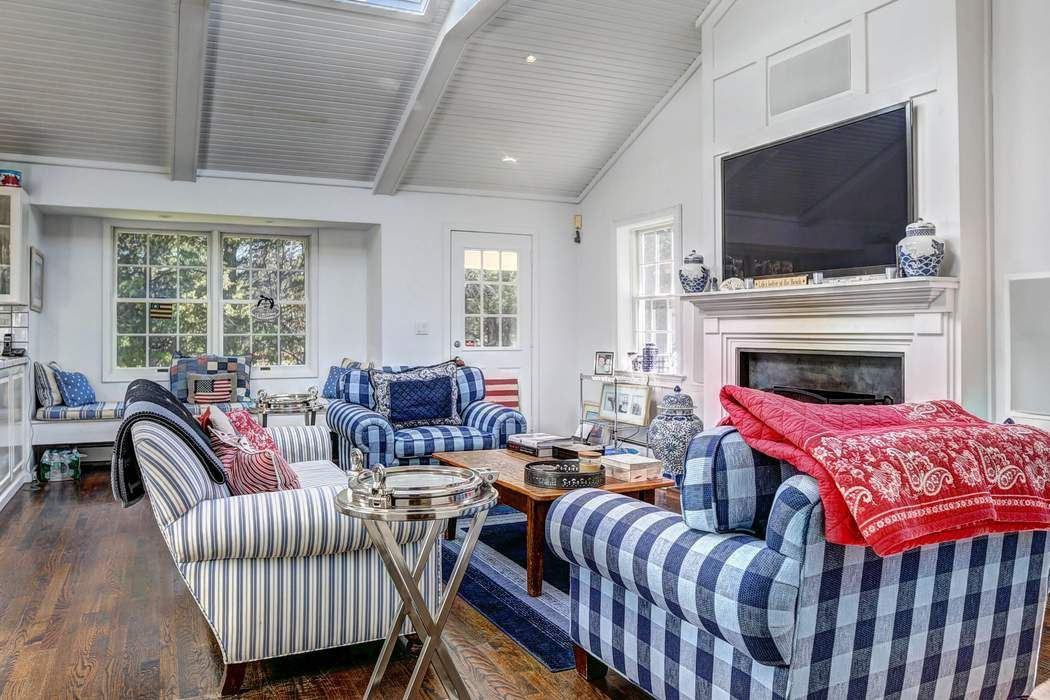 85 Blank Lane - Photo 3 of 20