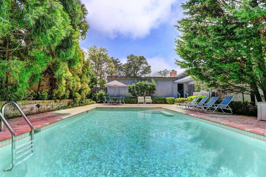 25 Aqua Dr - Photo 3 of 21