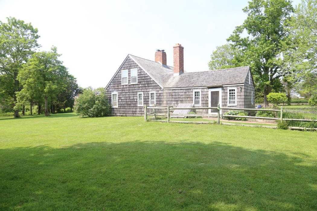 100 Wainscott Hollow Rd - Photo 2 of 21