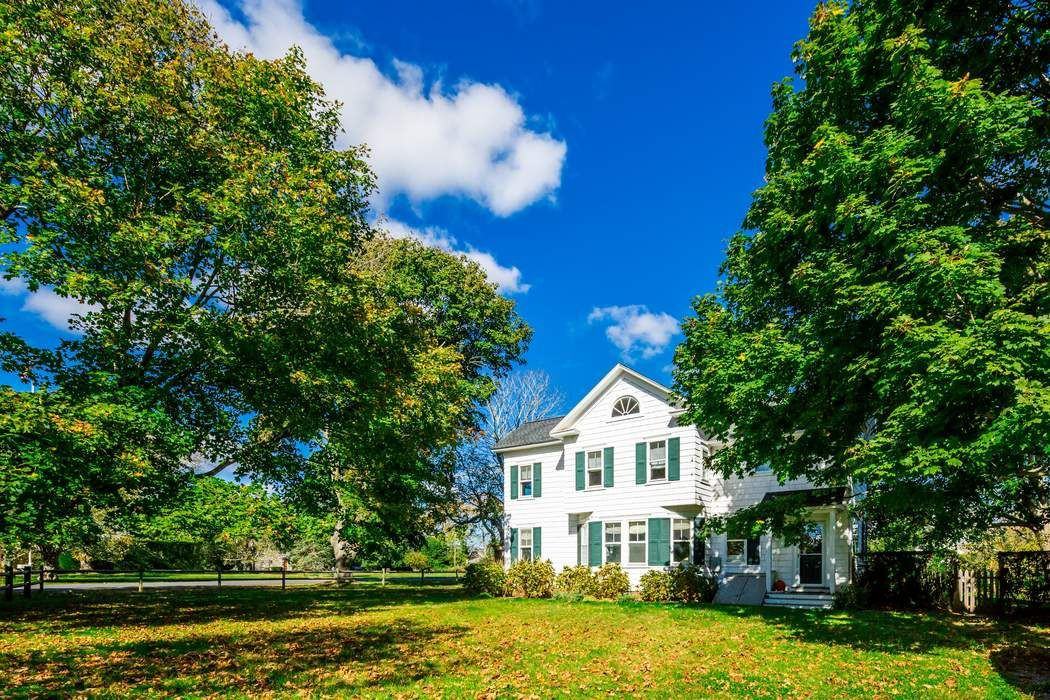 791 Sagg Main St - Photo 3 of 13