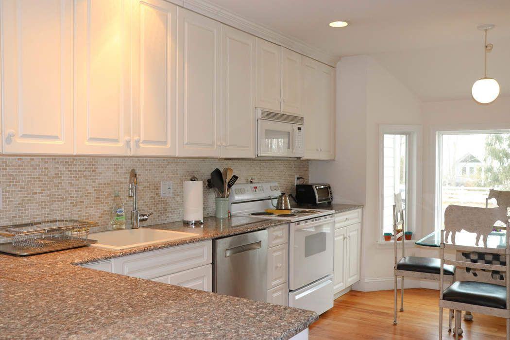 41 Woodruff Ln - Photo 2 of 9