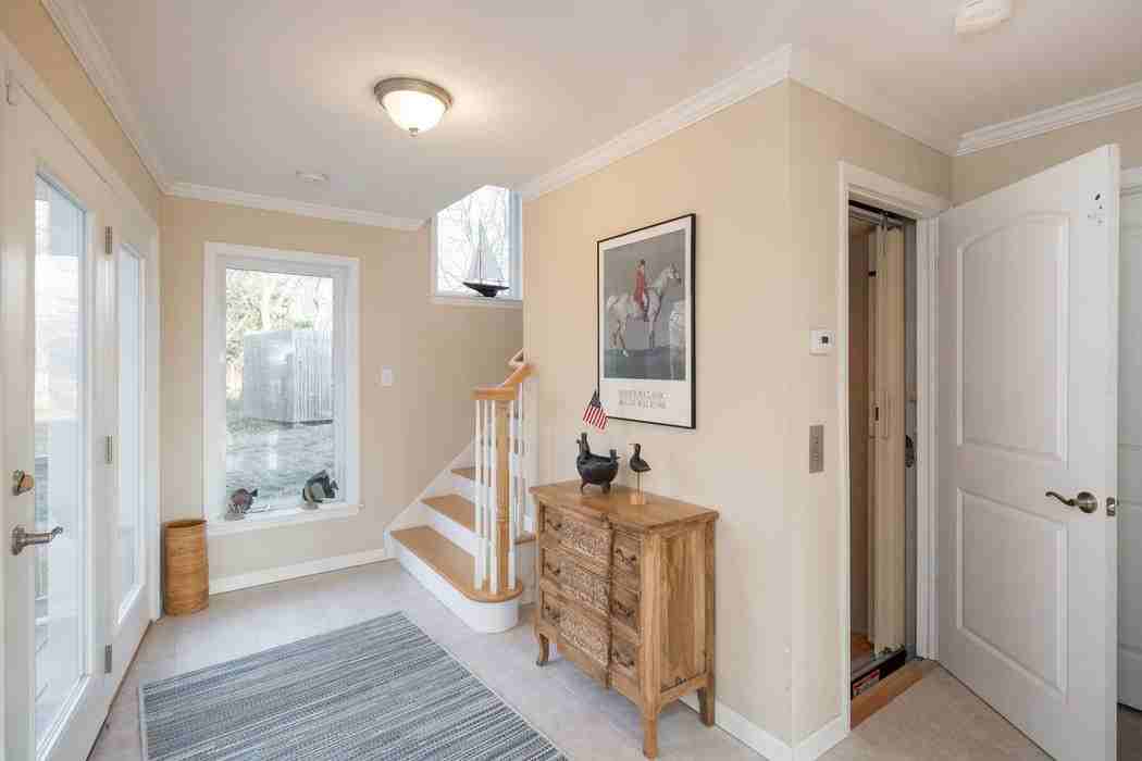 10 Upper Firestone Rd - Photo 2 of 15