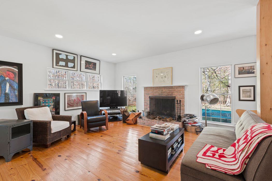 50 Caldwell Rd - Photo 3 of 10