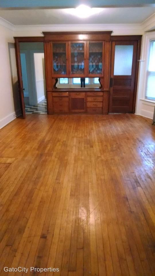 1806 E Webster Pl - Photo 2 of 9