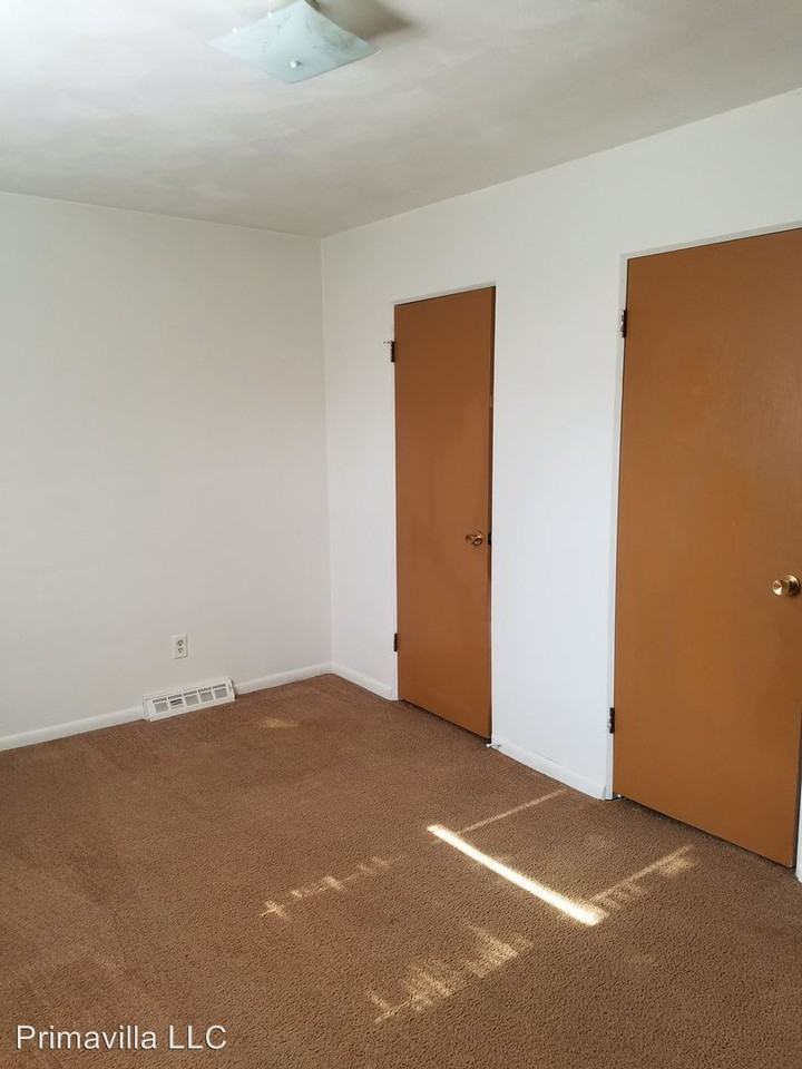 1220-1222 45th Av.e - Photo 2 of 5