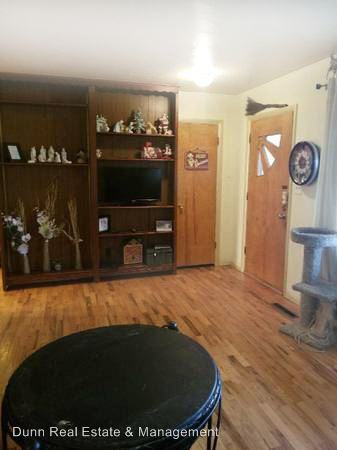 608 Griffin Pl - Photo 3 of 15