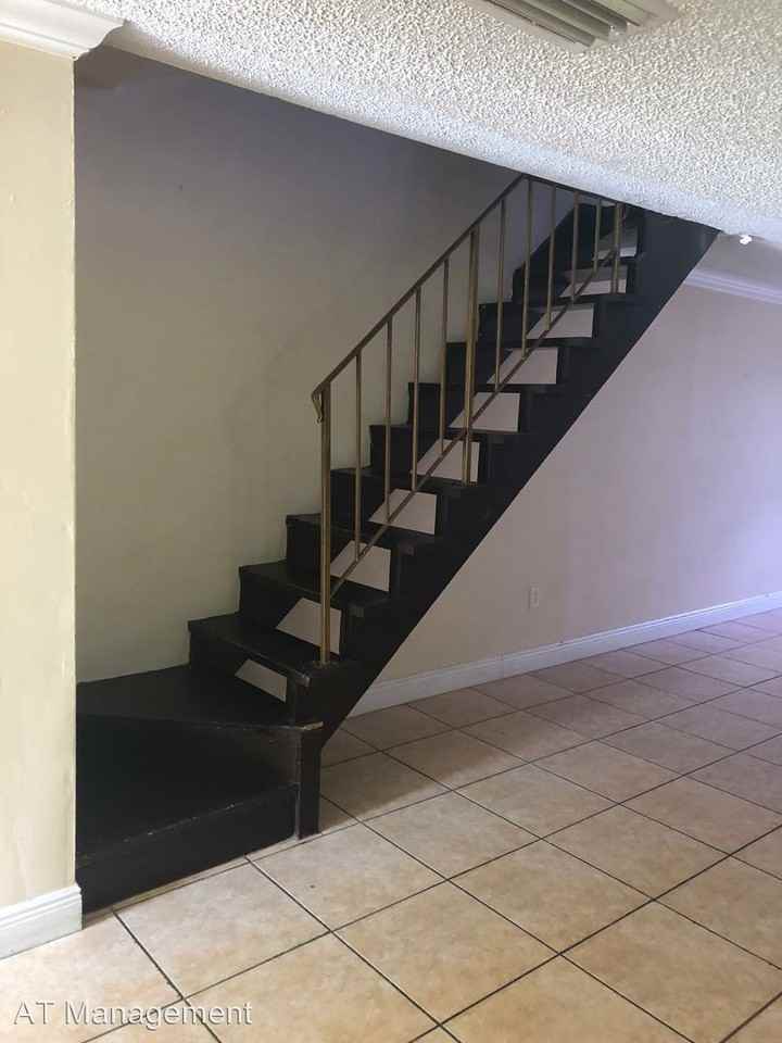 4415 W 10th Ln #14 - Photo 3 of 16