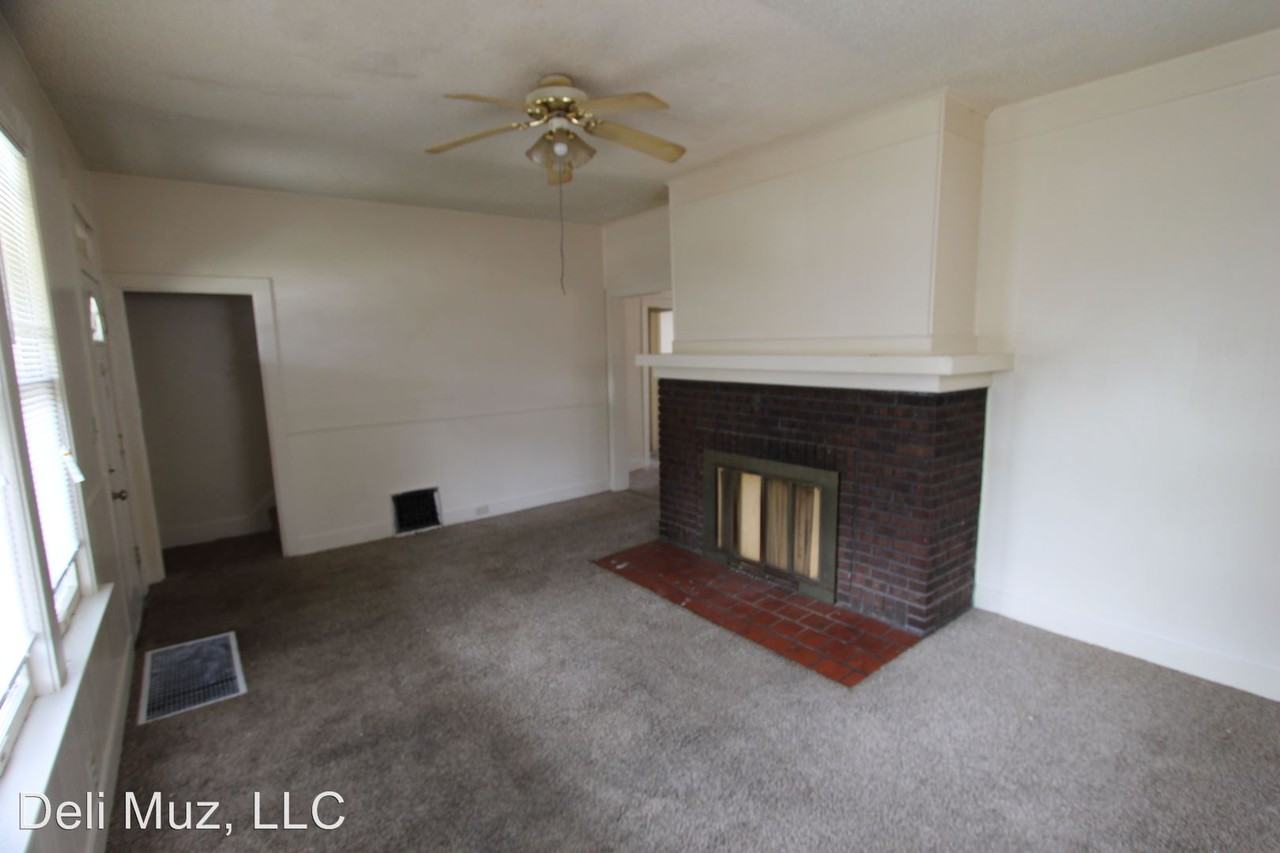 1024 Jefferson Ave - Photo 3 of 17