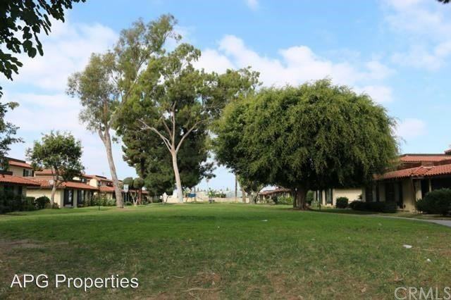 3959 W McFadden Ave #D - Photo 2 of 13