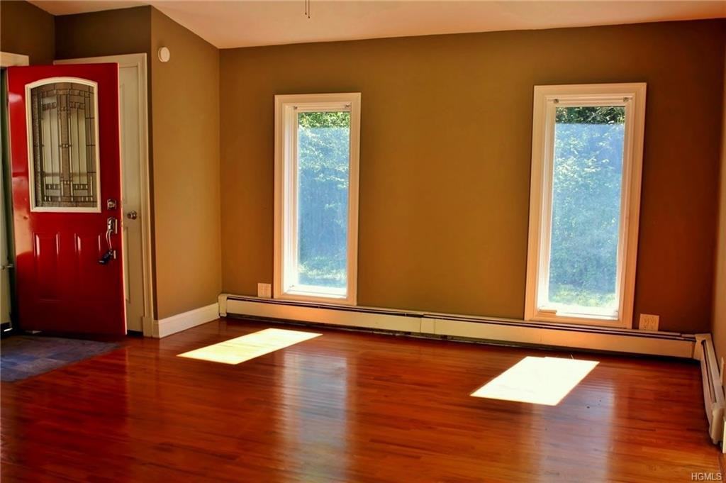 30 Lakeside Dr - Photo 2 of 27