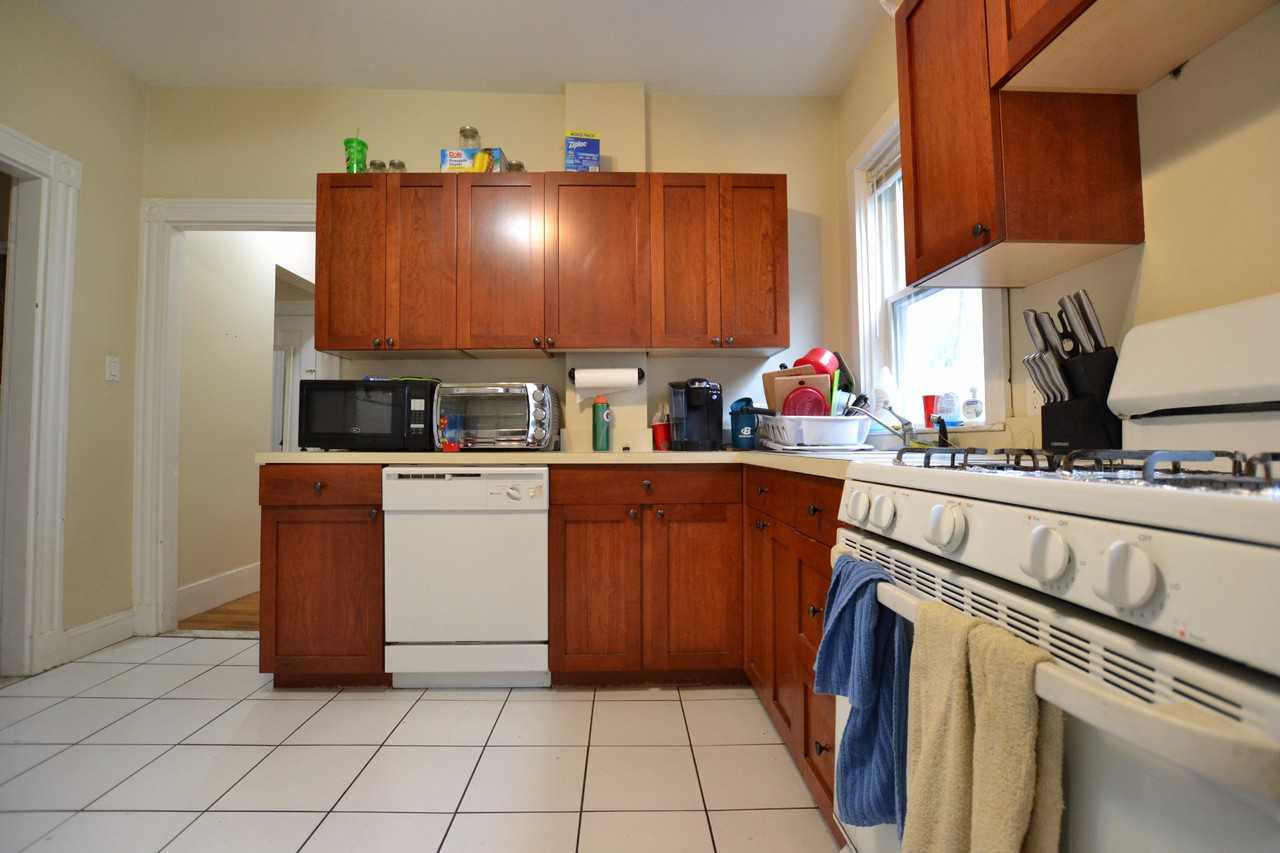 45 Falkland Street #4 - Photo 2 of 9