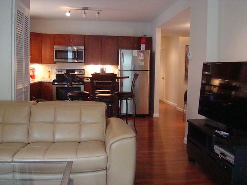 141 Sherman St #4 - Photo 3 of 8