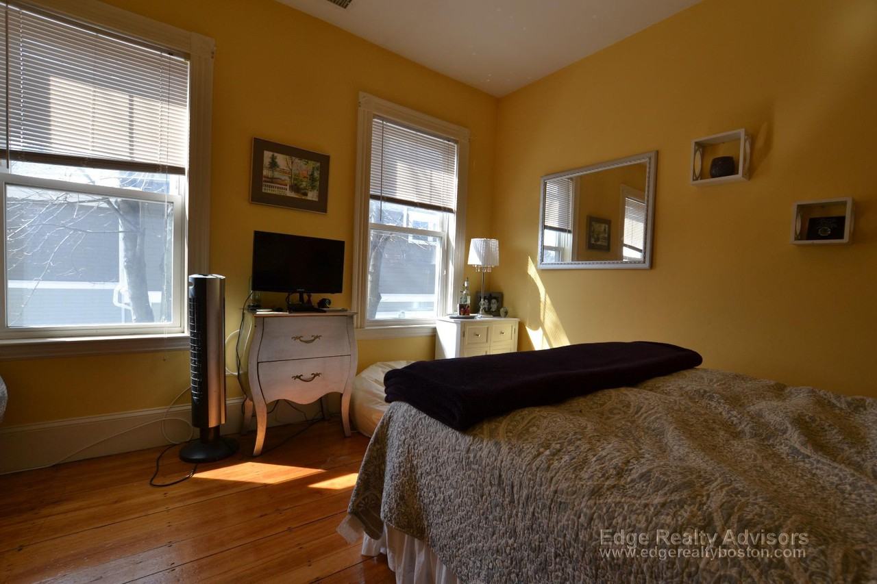 27 Eulita Terrace #2 - Photo 6 of 10