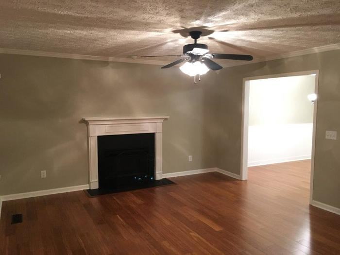 1801 Easton Ct - Photo 2 of 16