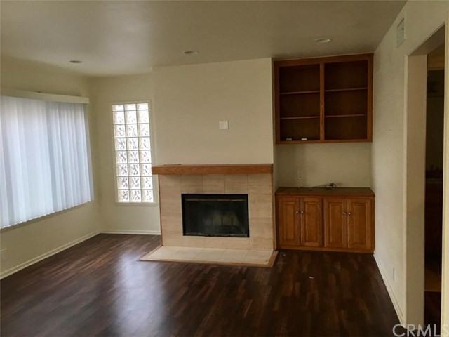 27 Surfside Ave - Photo 3 of 15