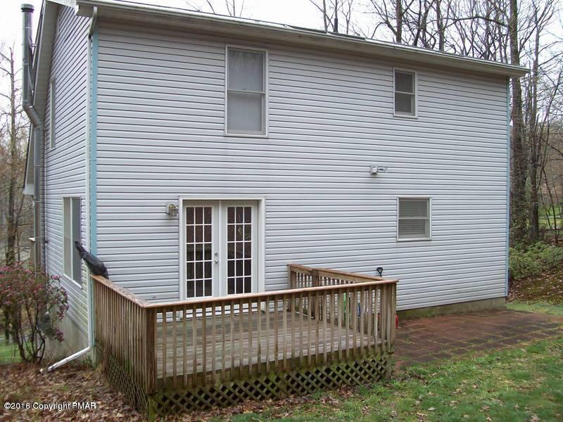 46 Seneca Rd - Photo 2 of 17