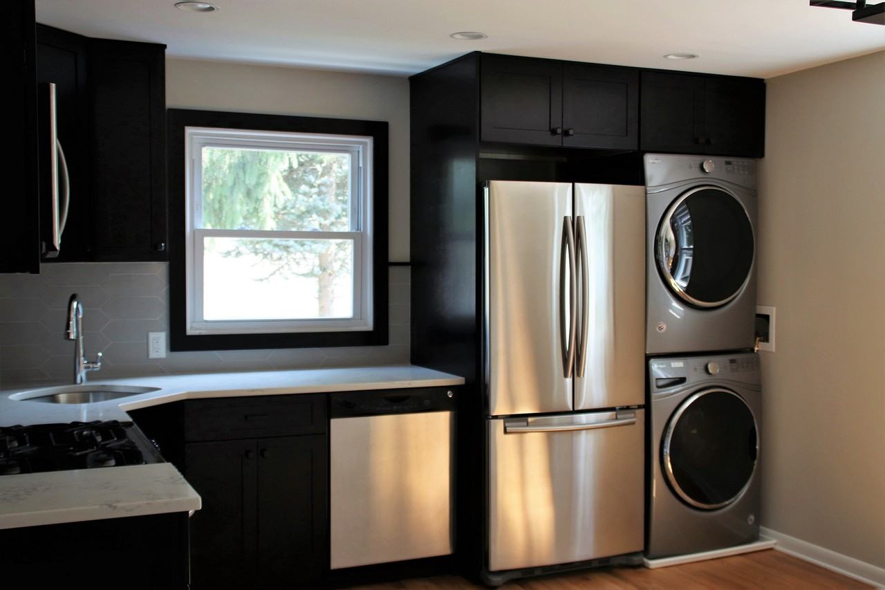 52 Bank St - Photo 2 of 13