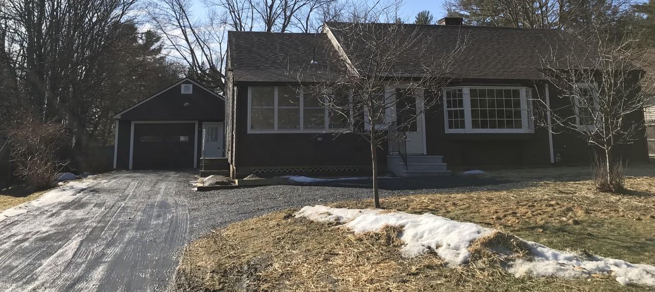 149 Castle Hill Ave - Photo 2 of 12