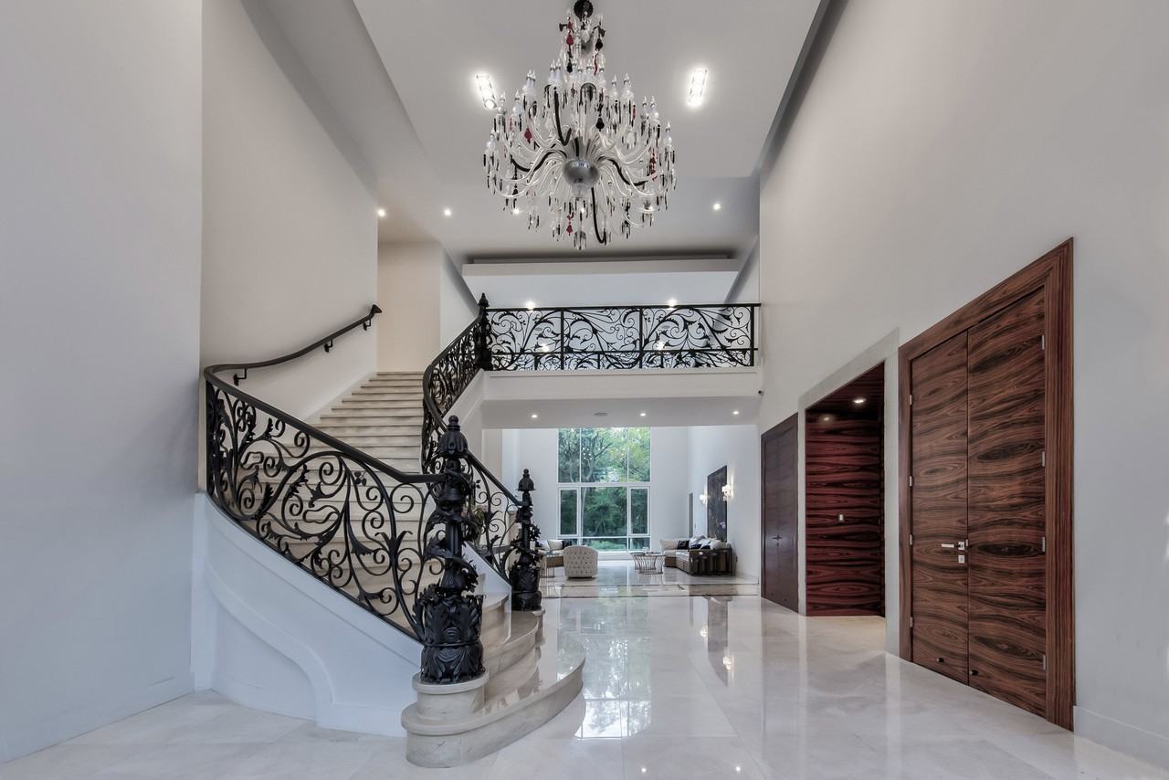 9 High Ridge Ln - Photo 3 of 32