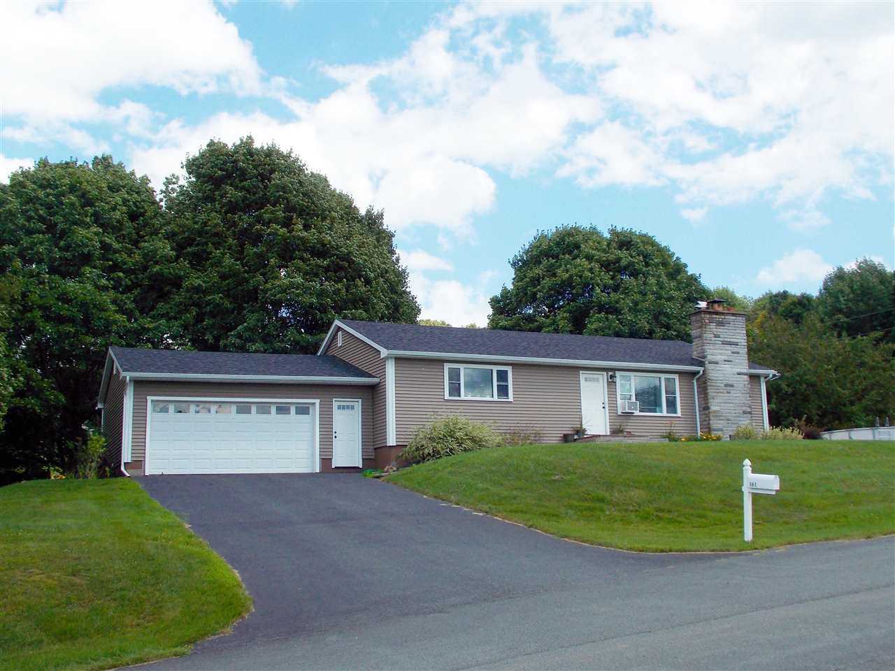 161 Sunset Terrace - Photo 2 of 18