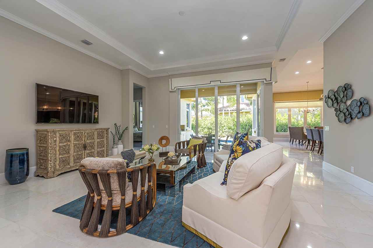 2103 Torino Way - Photo 2 of 12