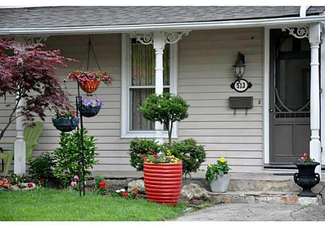 513 Hager Ave - Photo 2 of 21