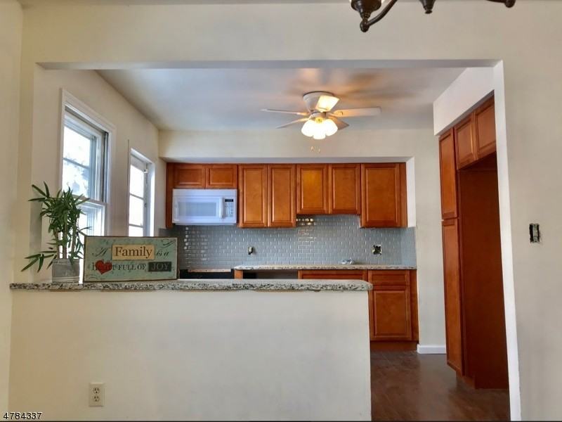100 Riverview Dr - Photo 3 of 14