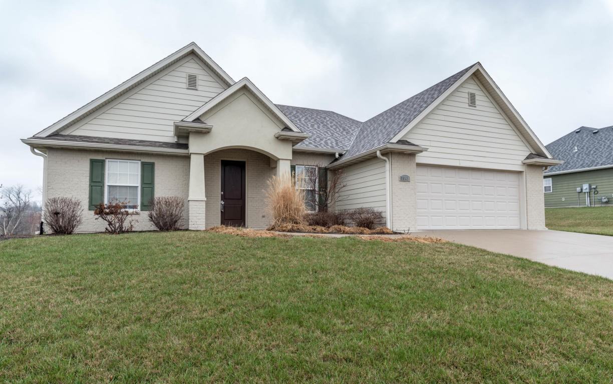 2503 Bellingham Dr - Photo 2 of 26