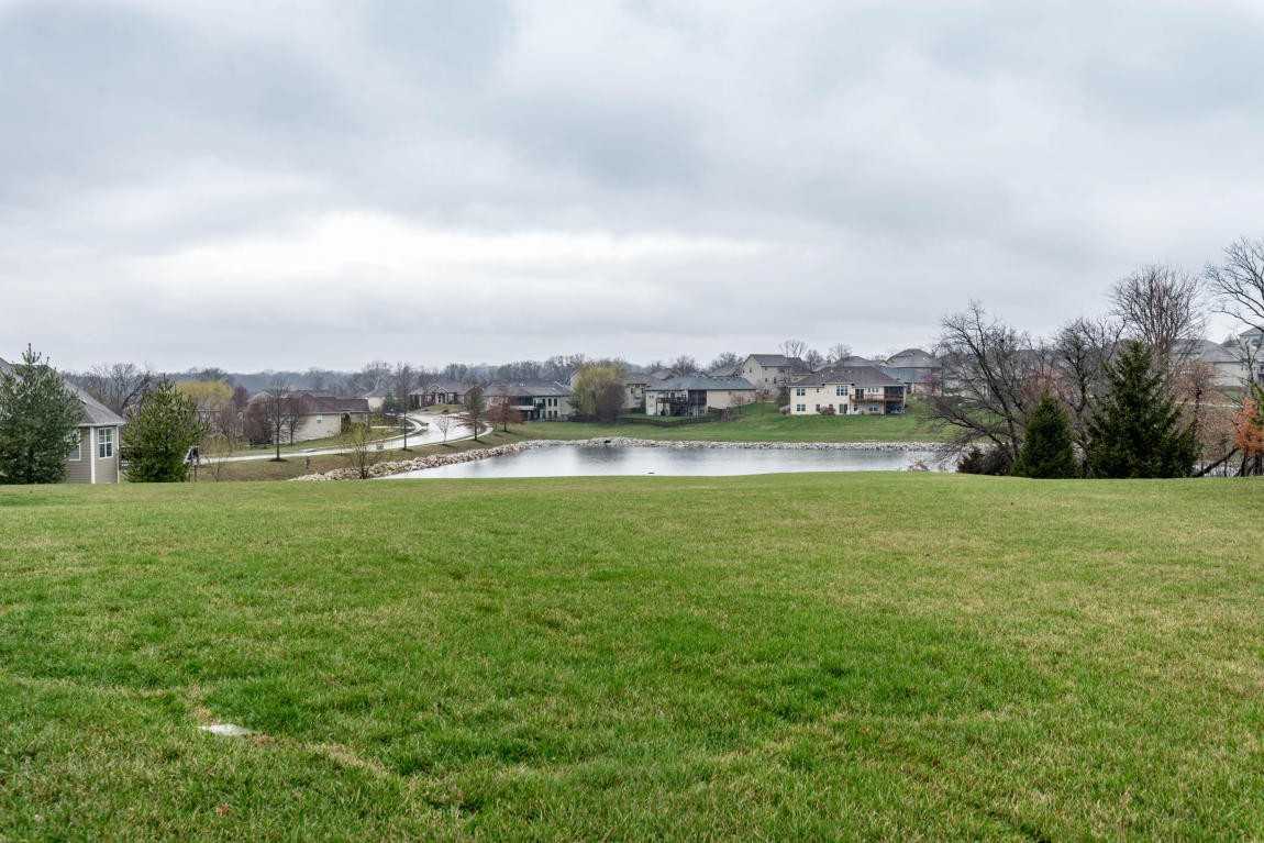 2503 Bellingham Dr - Photo 3 of 26