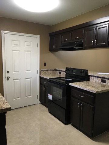 2000 Fullerton Ave - Photo 3 of 5