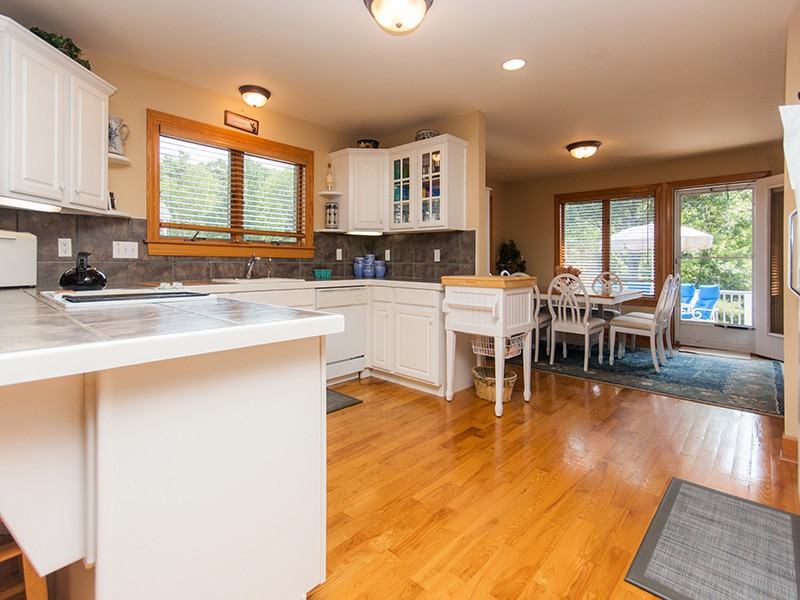 5 Brook Hill Dr - Photo 3 of 45