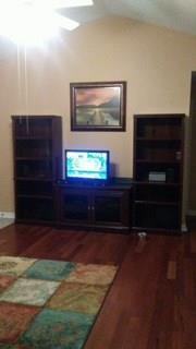 1281 Middle Fork Rd - Photo 2 of 8