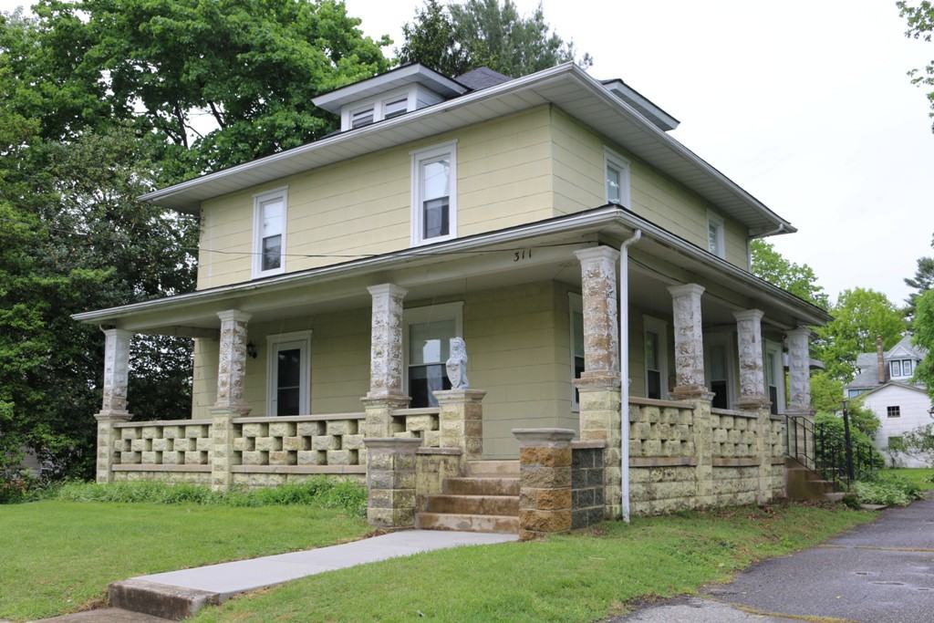 311 Dickinson Rd - Photo 2 of 20