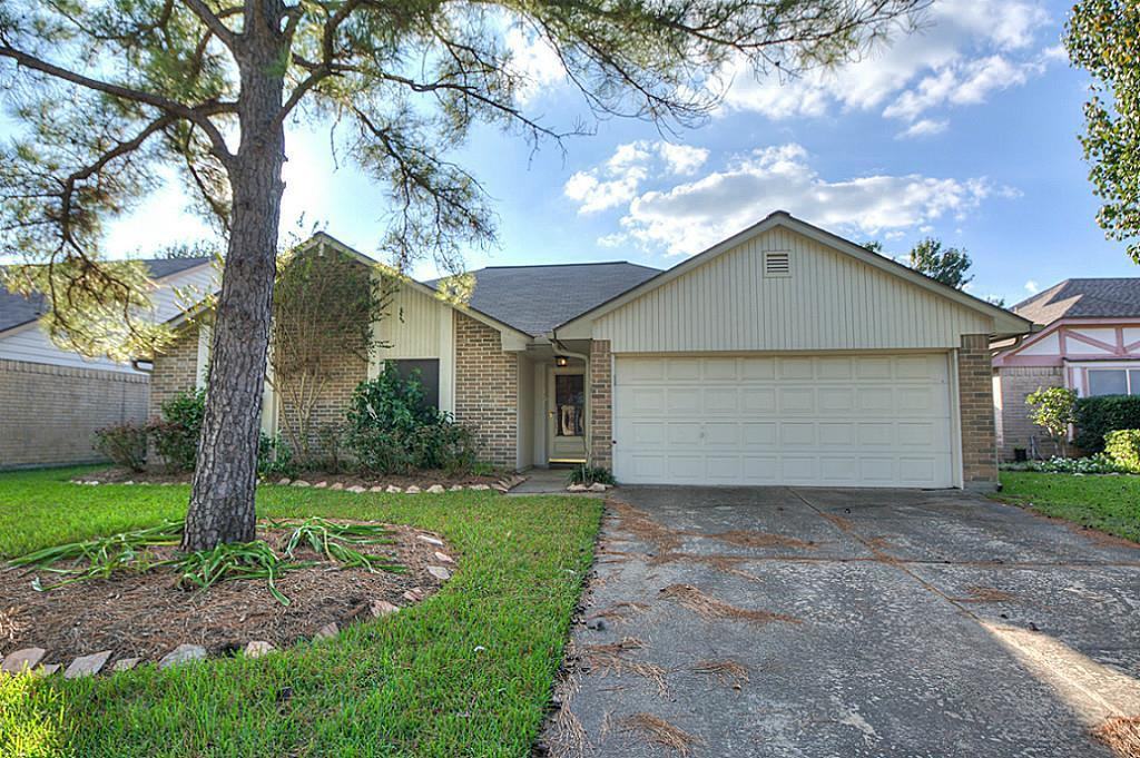 6907 Yardley Dr - Photo 2 of 28