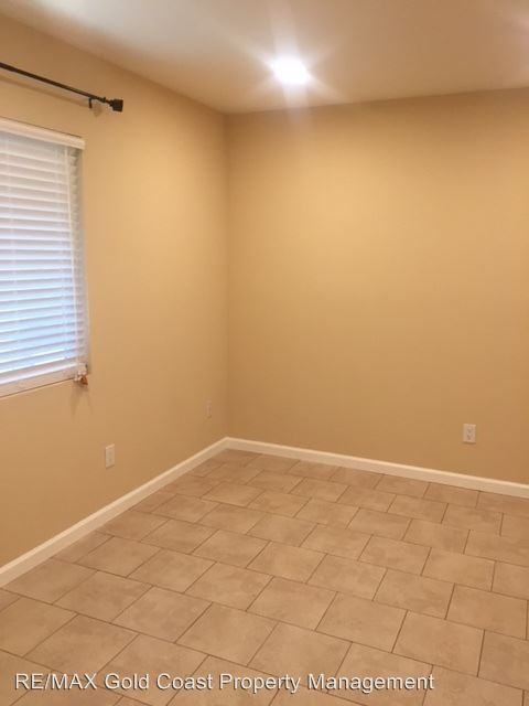 721 S. F St. - Photo 3 of 8