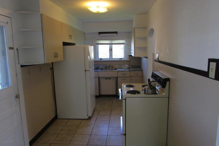 1111 Church St - Photo 2 of 9